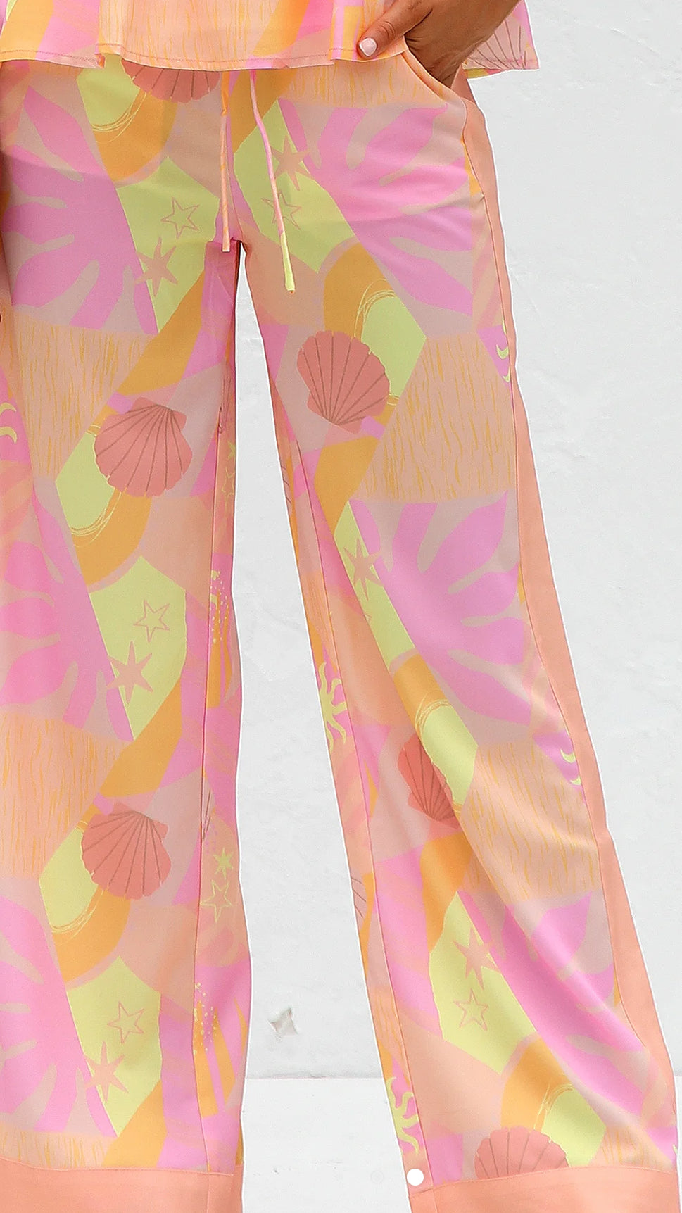 ‘Winnie’ printed pants