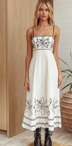 ‘Leslie’ black dress (preorder)