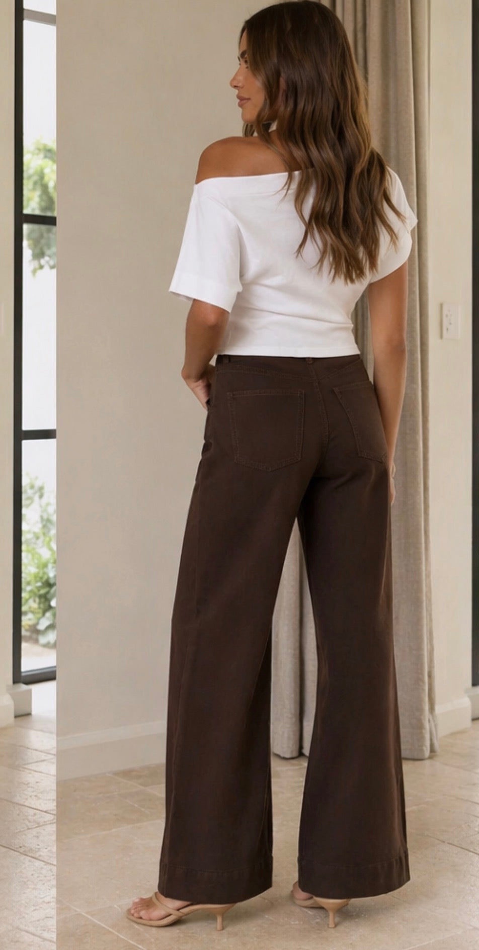 ‘Giana’ Chocolate jeans