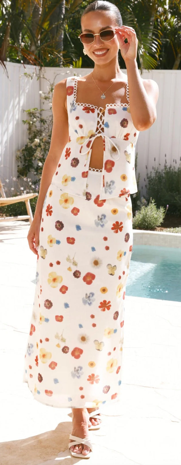 ‘Darla’ floral set in cream