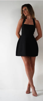 ‘Mabel’ black mini