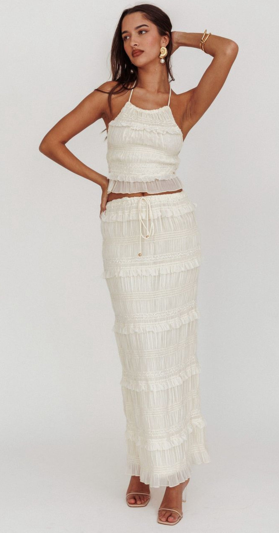 ‘Aaliyah’ set in cream