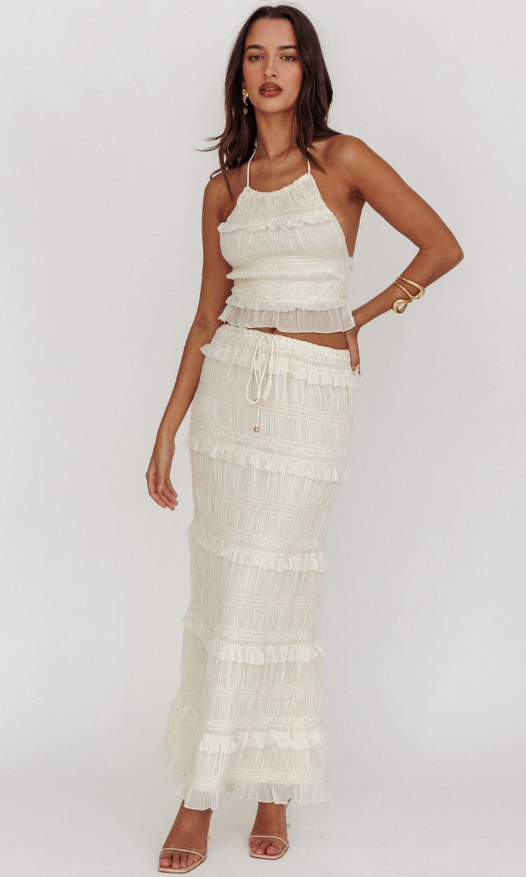 ‘Aaliyah’ set in cream