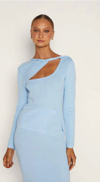'DION' set in sky blue