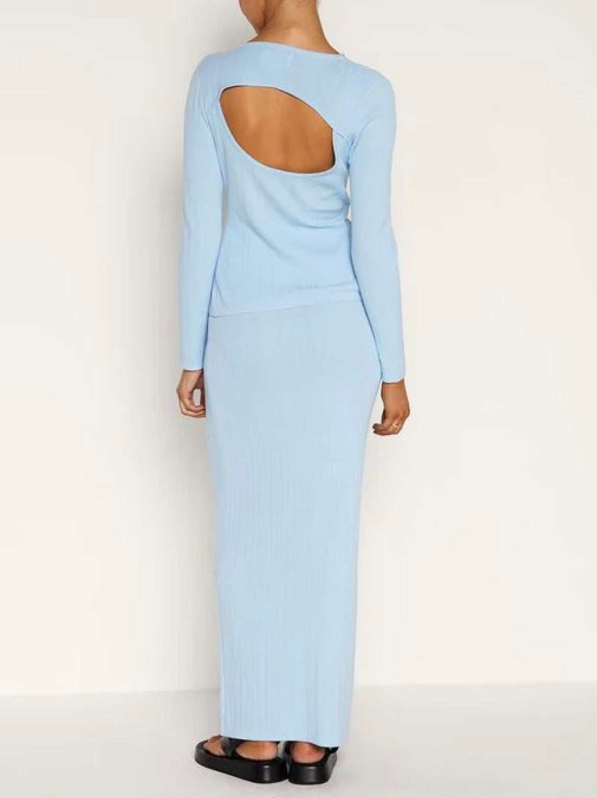 'DION' set in sky blue